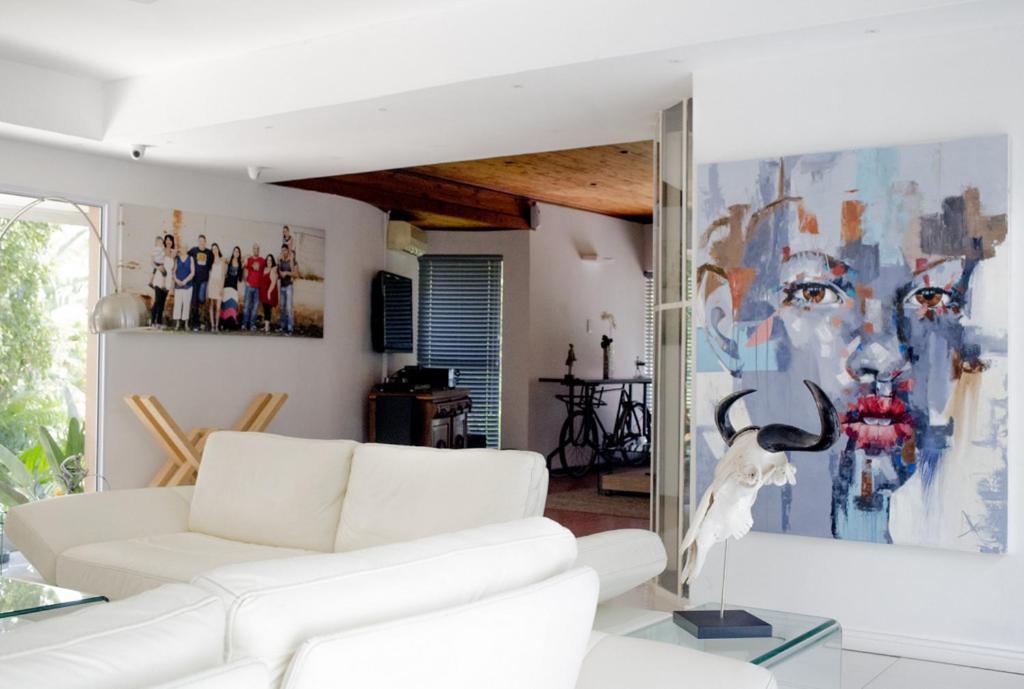 Luxury Upmarket Guesthouse 20 On 4Th Rustenburg Eksteriør billede
