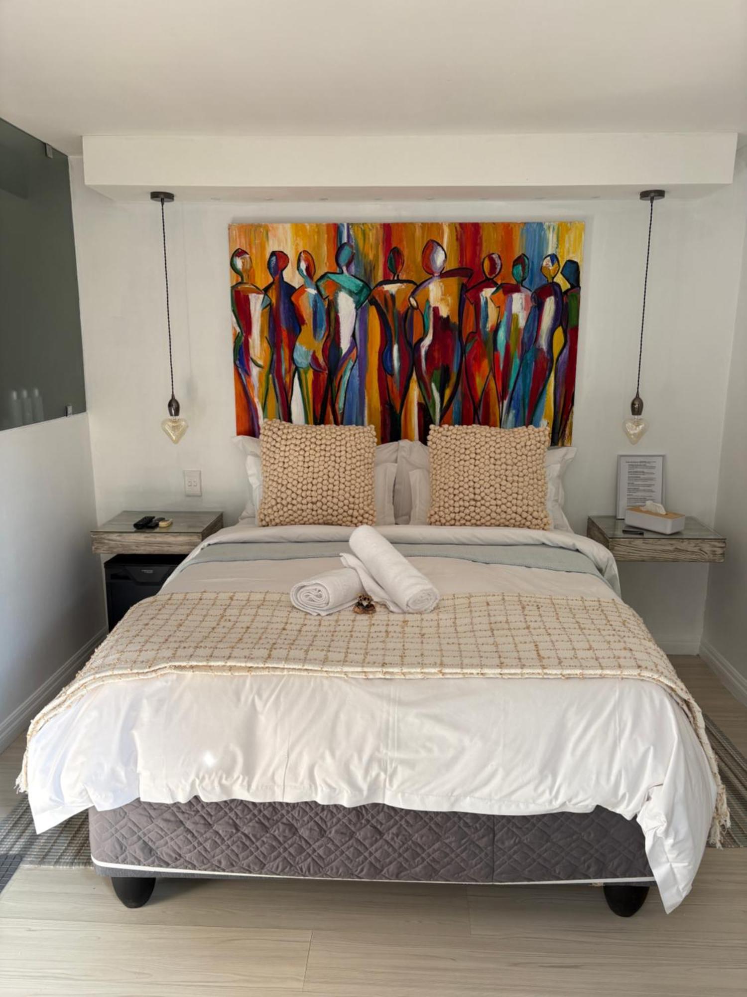 Luxury Upmarket Guesthouse 20 On 4Th Rustenburg Eksteriør billede