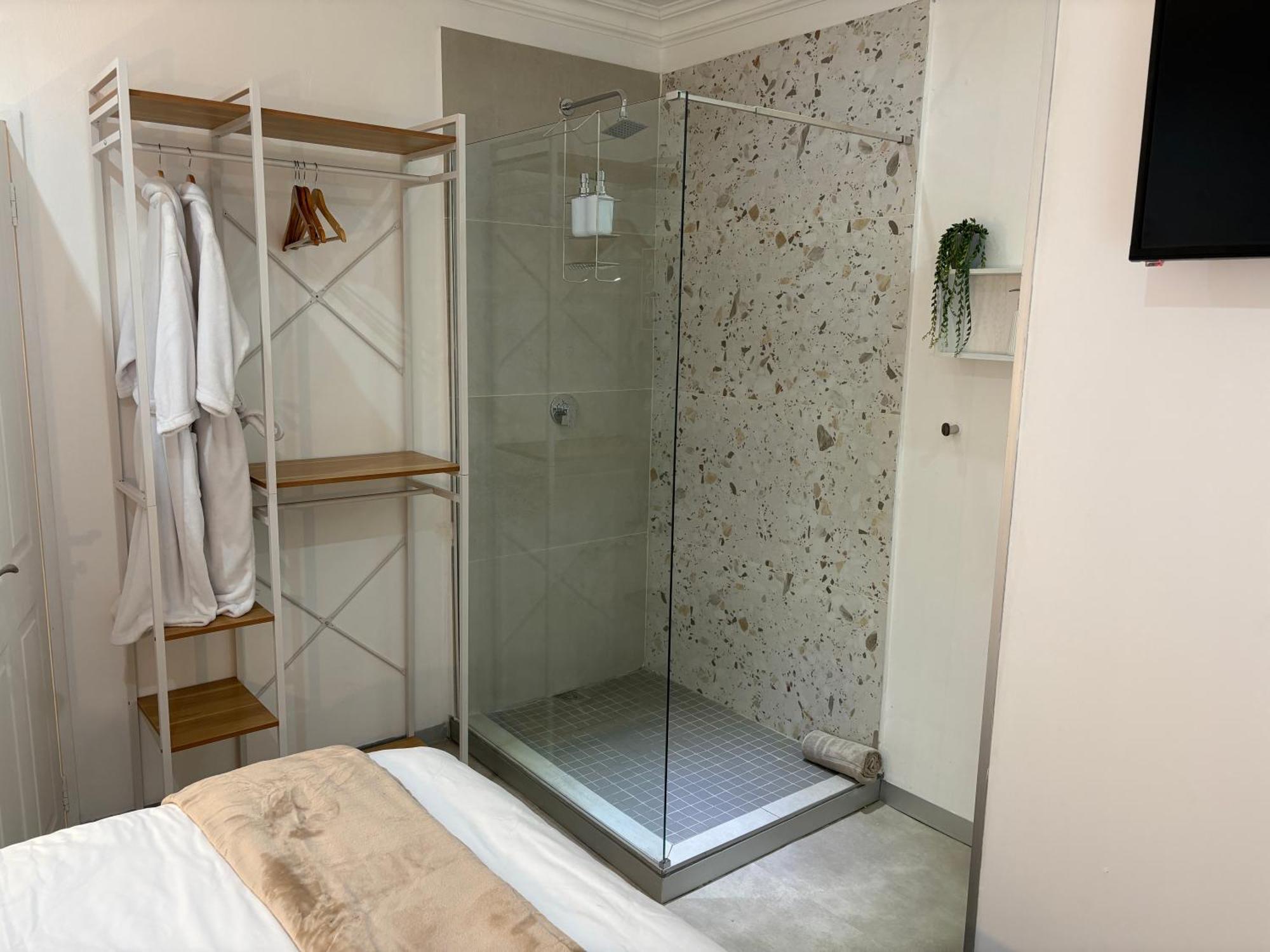 Luxury Upmarket Guesthouse 20 On 4Th Rustenburg Eksteriør billede