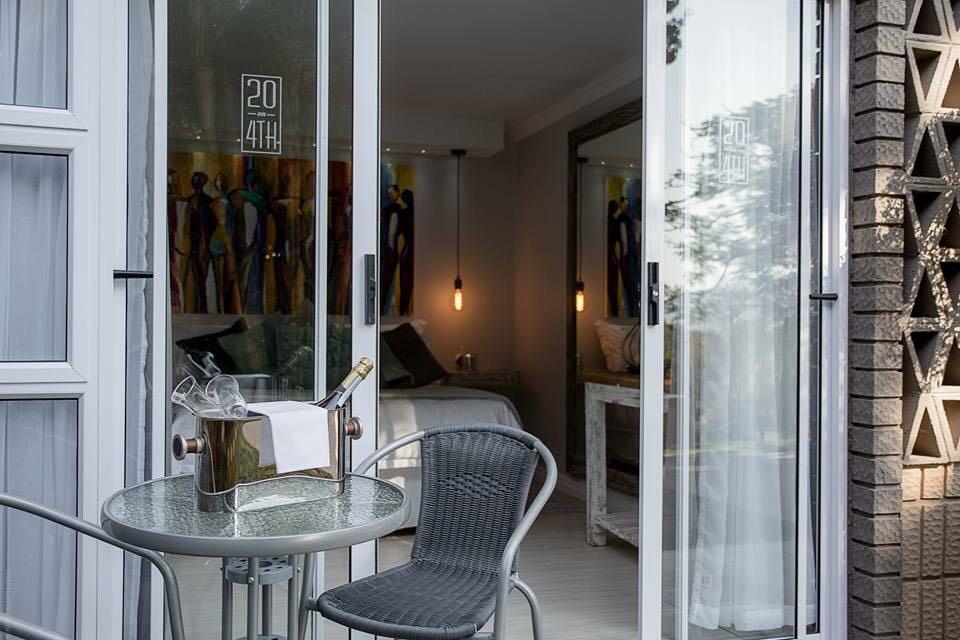 Luxury Upmarket Guesthouse 20 On 4Th Rustenburg Eksteriør billede